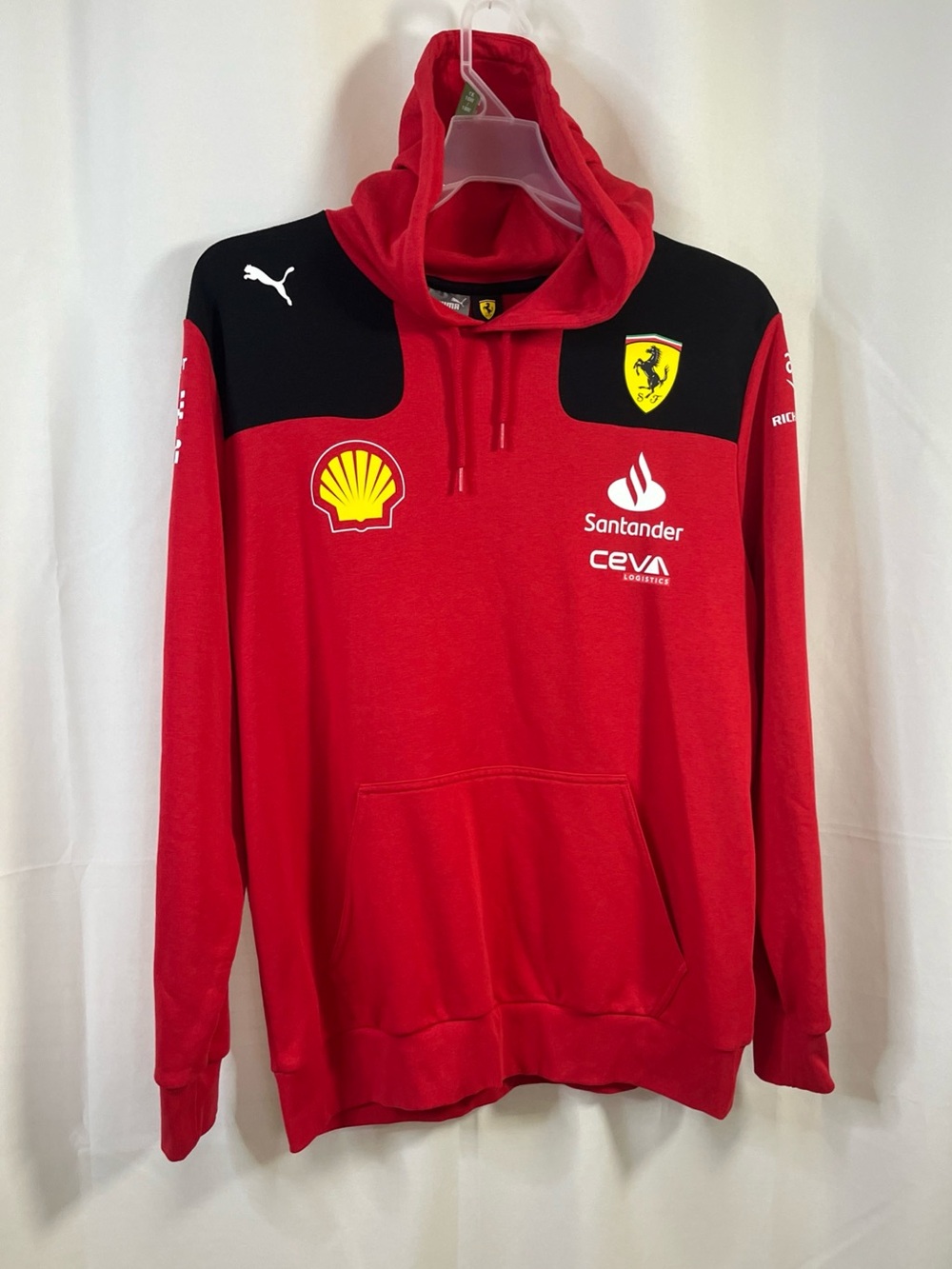 Puma X Scuderia Ferrari  Collection Santander Shell Ceva SF Team Hoodie Size XL